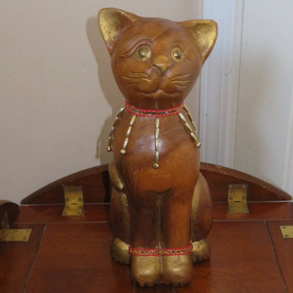 Solid Wood Carved CAT Figurine with Decorative Collar 11.75" High (F99)